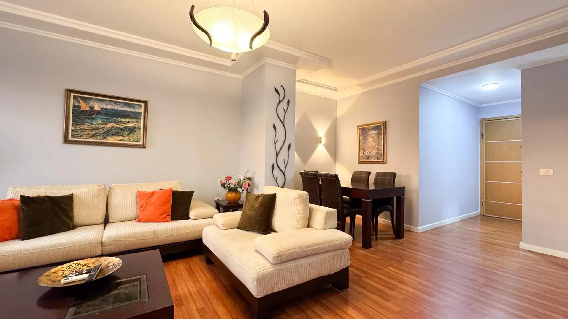 Cozy Apartment Near The Pyramid, Tirana Center 0*,
