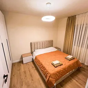 Appartamento Cozy City Centre Rest 2br, Tirana